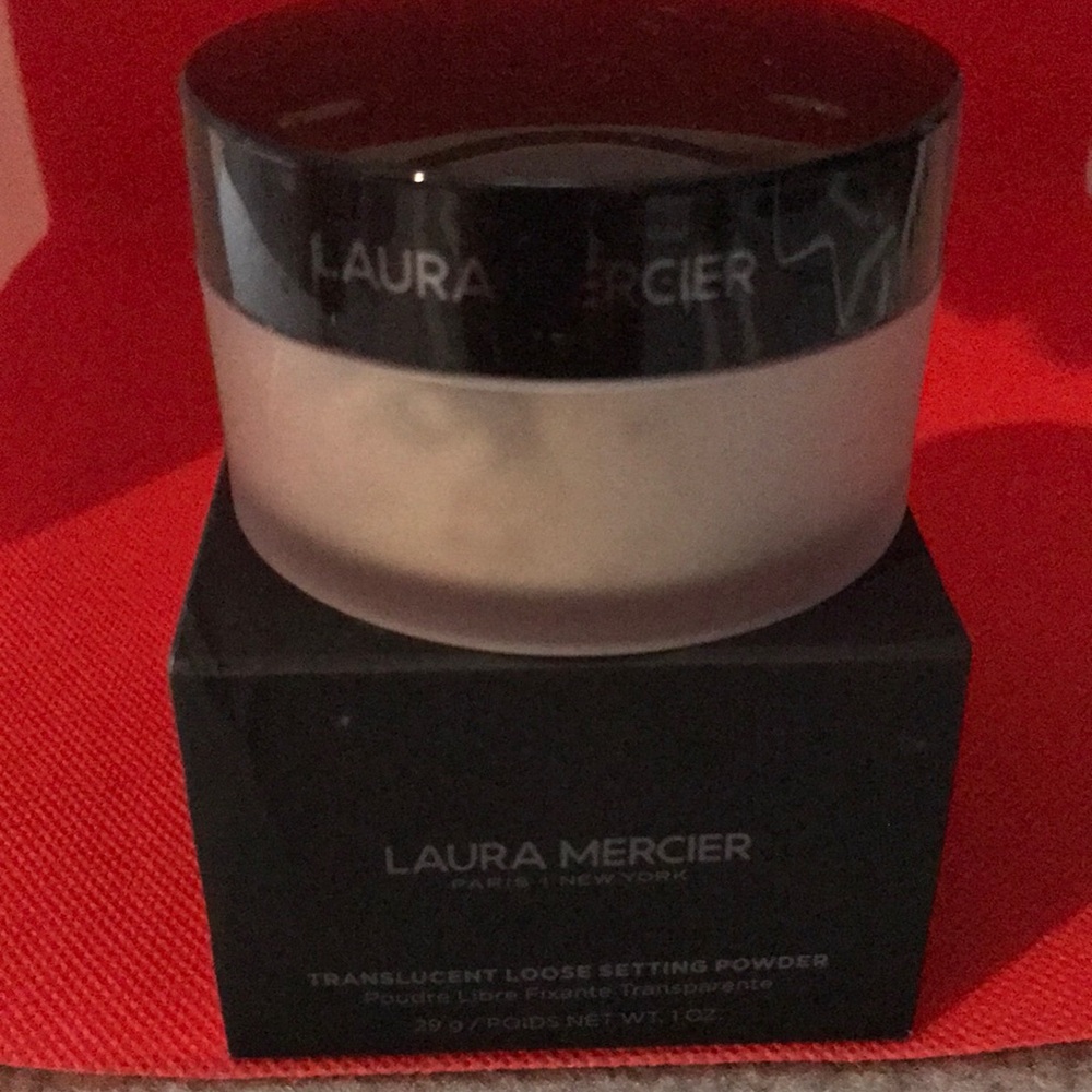 LAURA MERCIER, Translucent Loose Setting Powder. Up to 16H. New. Regular size